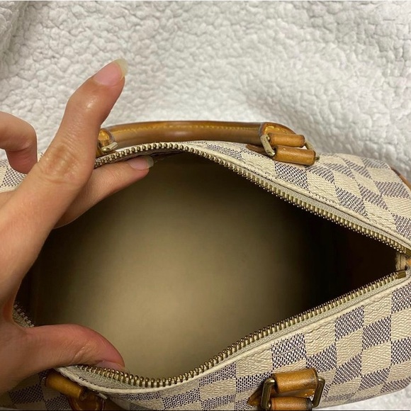 ✨SOLD✨AUTHENTIC LOUIS VUITTON SPEEDY 25✨ - Picture 5 of 9